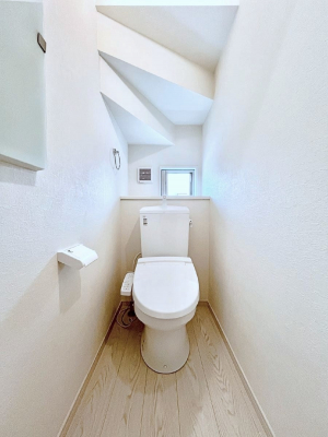 gC@gC1K2KꂼɔzuĂĂƂĂ֗łB 