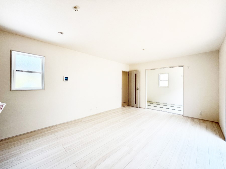 ̑ρ@אڂ̘aJ΂ɍLXԂ