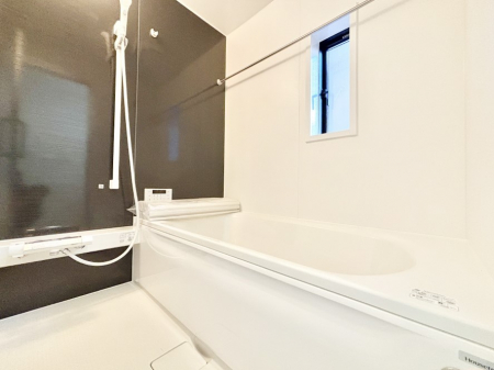 �����@����̔�������Ă���閾�邢�������̂���o�X���[��