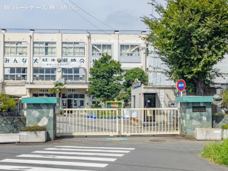 周辺環境　小学校 500m 草加市立瀬崎小学校