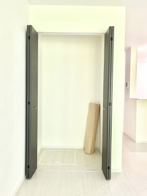 ̑ρ@rO[BɎ[ƕW܂LDKXbLЕtłˁB  