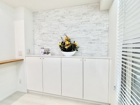 ̑ρ@rO[BɎ[ƕW܂LDKXbLЕtłˁB  