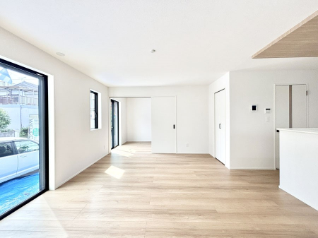 ̑ρ@傫ȑ炽Ղ̗zƕ郊rO  