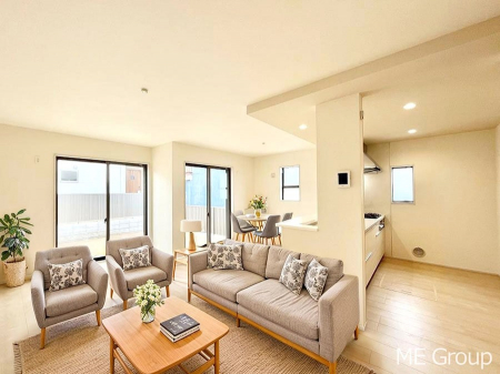 rO@Ƒ̓₩Șbŕ܂閾邢rO  ƋCGł