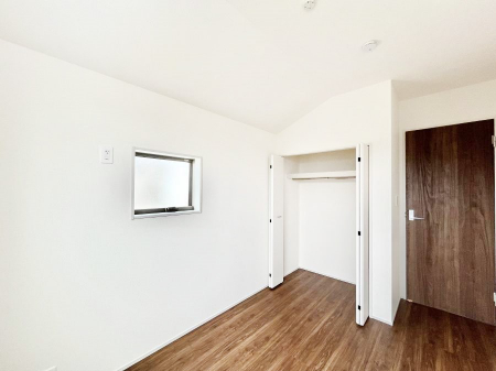 Q@g₷`ŃxbgƋ̒uɂ邱Ƃ܂B   