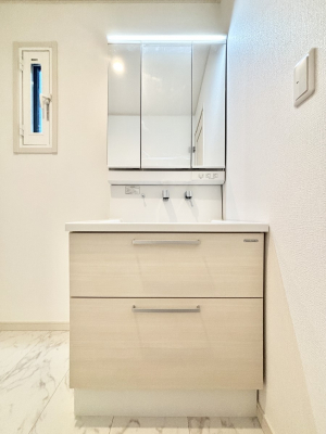 ʑEʏ@傫₷OʋŐʑ́AgȂ݃`FbN┧̂ɂ߂łB 