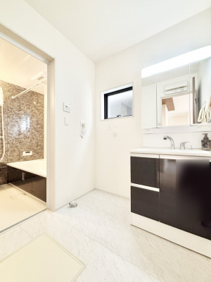 ���ʑ�E���ʏ��@���[�͂Ƌ@�\���ɗD�ꂽ���ʉ��ϑ�