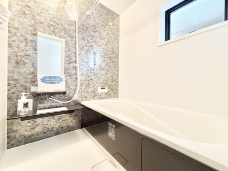 �����@����̔�������Ă���閾�邢�������̂���o�X���[��