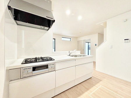 �L�b�`���@�J�E���^�[�z���Ɋy����������ׂ�B�����̂������������Ɣ��������Ȃ肻���ł��ˁB