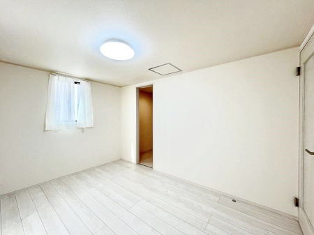 �q�������@�E�H�[�N�C���N���[�[�b�g�����邨�����B�G�߂��Ƃ̓���ւ����s�v�ŕ֗��ł��B