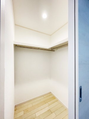 ̑@EH[NCN[[bg̊pŐԃXbL