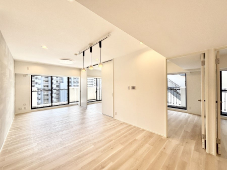 ̑ρ@ƑRƏW܂ẽXy[XɂȂ肻  