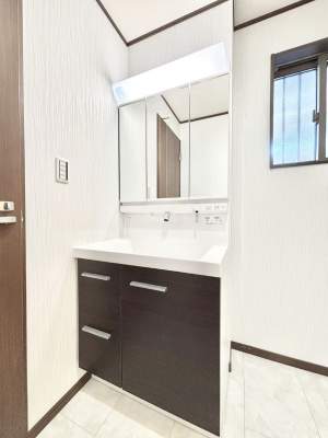 ���ʑ�E���ʏ��@�傫�����₷���O�ʋ��Ő�����������ʑ�́A�g�����Ȃ݃`�F�b�N�┧�̂������ɂ������߂ł��B 