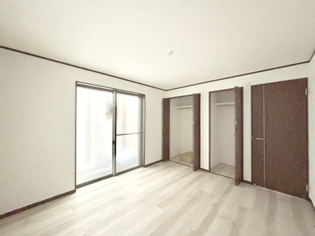 �q�������@�q�������ɂ��������߂Ȏ��[�X�y�[�X�����Ղ�̋���