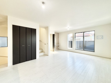 ���̑����ρ@�Ƒ������R�ƏW�܂�e���̃X�y�[�X�ɂȂ肻��