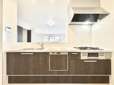 �L�b�`���@�������������I�ɁA�y�����I�V�X�e���L�b�`��