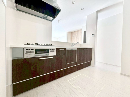 �L�b�`���@���������Ȃ���ł����Ƒ��Ƃ̉�b���y���߂�ΖʃL�b�`��