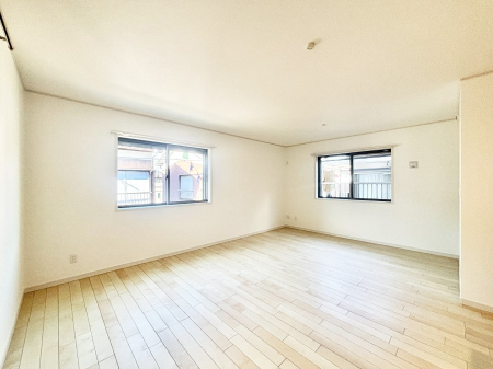 ���r���O�@��������̑����炽���Ղ�̗z���ƕ����������郊�r���O