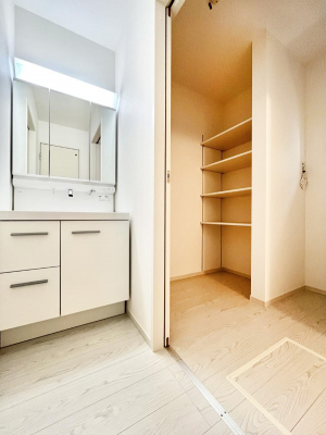 ʑEʏ@Ƃ̐ʃXy[XŒ̐gxxNN  