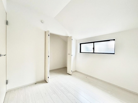 q@q܂̂ƂĂIߗނ̐ڂɕ֗ȃN[[bgt̗mI