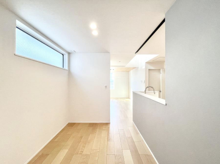 ���̑����ρ@�Ƒ������R�ƏW�܂�e���̃X�y�[�X�ɂȂ肻��