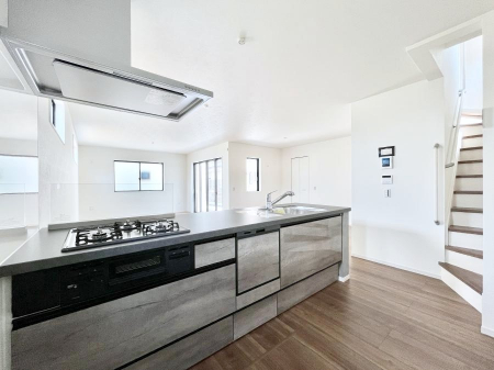 Lb`@H@E򐅊ERcRȂǃfUC@\˔VXeLb`I