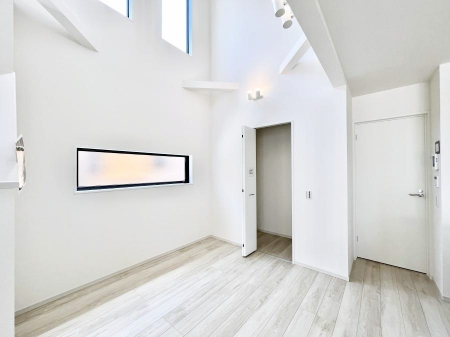 ̑ρ@rO[BɎ[ƕW܂LDKXbLЕtłˁB  