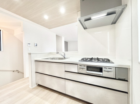 �L�b�`���@��Ƃ肠��L�b�`���ł͂��Ƒ��Ɗy�������������ł��܂��B