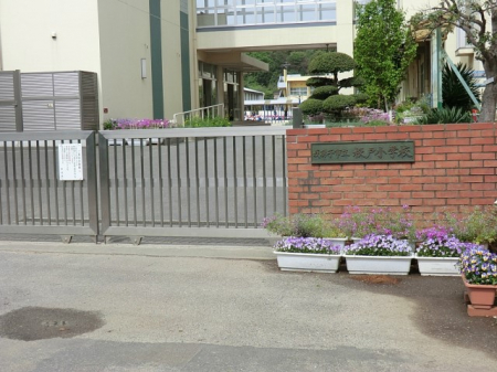 ӊ@wZ 750m 䑷qsˏwZ