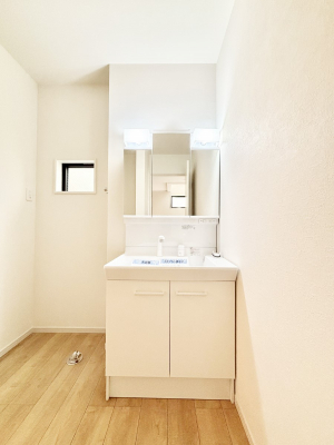 ���ʑ�E���ʏ��@���[�͂Ƌ@�\���ɗD�ꂽ���ʉ��ϑ�