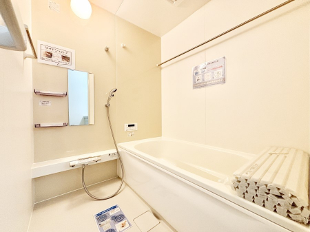 �����@����̔�������Ă���閾�邢�������̂���o�X���[��