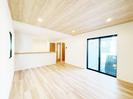 ���̑����ρ@�Ƒ������R�ƏW�܂�e���̃X�y�[�X�ɂȂ肻��