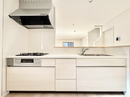 �L�b�`���@�������������I�ɁA�y�����I�V�X�e���L�b�`��  