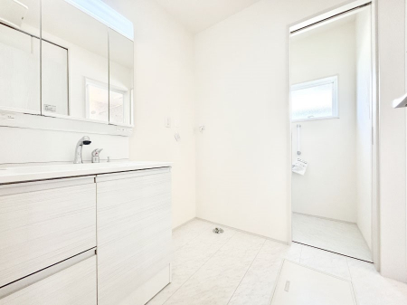 ̑@LXƂƂ̂郉h[Xy[XB  