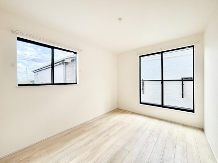 �Q���@���邢�o���R�j�[�T�C�h�ɗm����ݒu�B�ڊo�߂̗ǂ��Q���ɁB