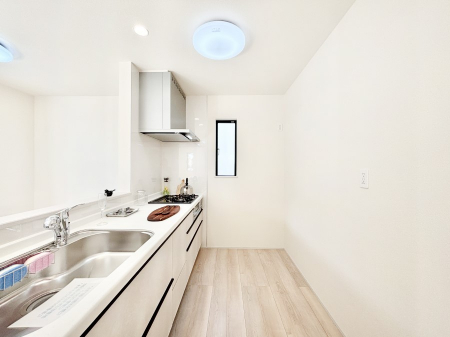 �L�b�`���@�L�X�Ƃ����g������̗ǂ��L�b�`���œ��X�̂��������y�����Ȃ肻��