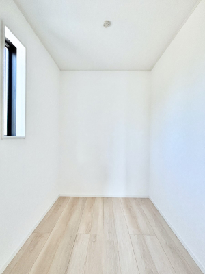 ̑@EH[NCN[[bgtŐԂLpł܂B