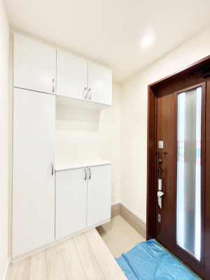 ց@KXXbg̓փhAɌ͂Ă܂