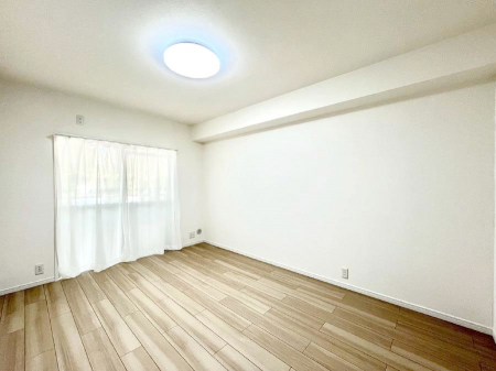 ���̑����ρ@�o���R�j�[���J�������v���X���Ă����m��  