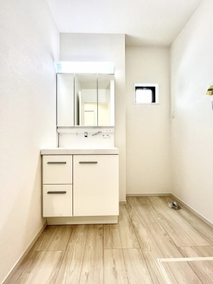 ʑEʏ@傫₷OʋŐʑ́AgȂ݃`FbN┧̂ɂ߂łB 