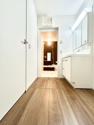 ���̑��@�������̂�����K��Ԃł��B�����̐g�x�x���C�����ǂ����g�������܂��B 