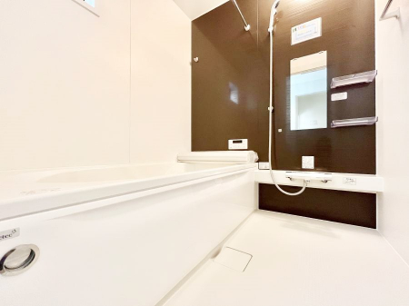 �����@����̔�������Ă���閾�邢�������̂���o�X���[��