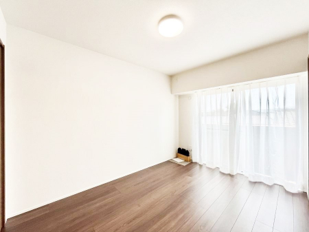 ���̑����ρ@�o���R�j�[���J�������v���X���Ă����m��  