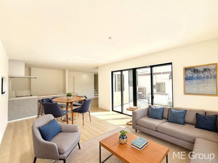 ���r���O�@���Ƒ��̓��₩�Șb�����ŕ�܂�閾�邢���r���O  ���Ƌ��CG�ł�