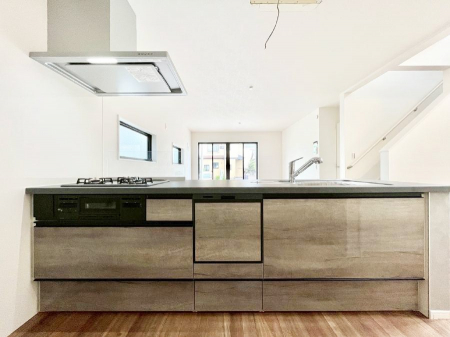 �L�b�`���@�������������I�ɁA�y�����I�V�X�e���L�b�`��  