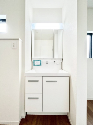 ���ʑ�E���ʏ��@���[�͂Ƌ@�\���ɗD�ꂽ���ʉ��ϑ�  