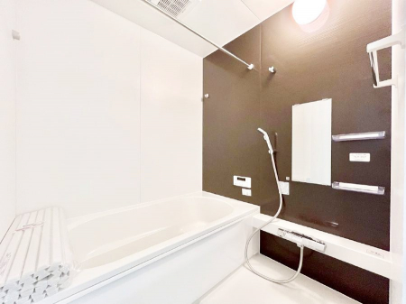 �����@����̔�������Ă���閾�邢�������̂���o�X���[��  