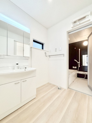 ���̑��@�L�X�Ƃ�Ƃ�̂��郉���h���[�X�y�[�X