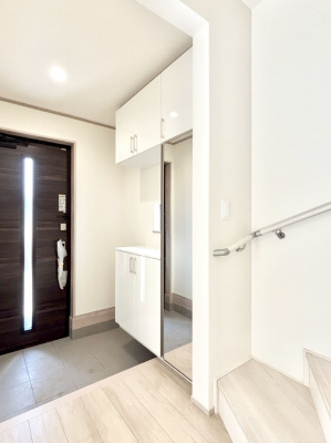 ̑ρ@Ղ[łV[Y{bNXŉƑŠCAւB  