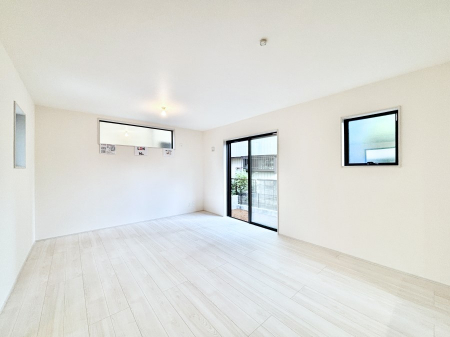 ̑ρ@̗ǂrOBCɓ̃O[΍XɐSn悳AbvI